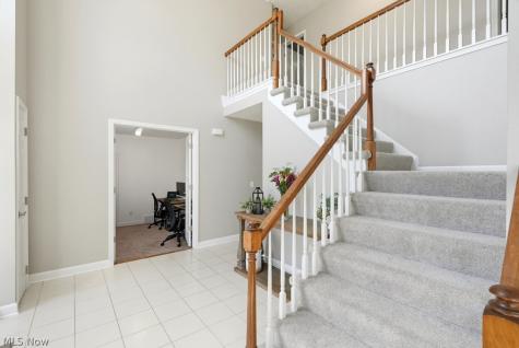 19332 Timber Creek Circle Strongsville OH 44136
