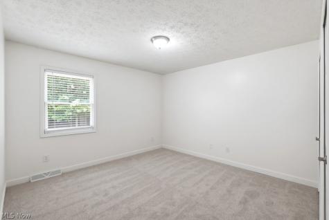 19332 Timber Creek Circle Strongsville OH 44136