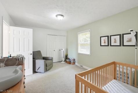 19332 Timber Creek Circle Strongsville OH 44136