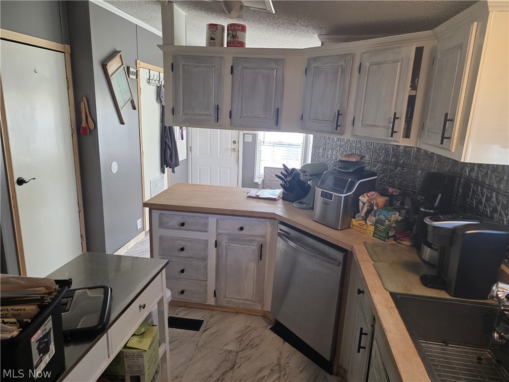 10154 Lady Catherine Court Streetsboro OH 44241