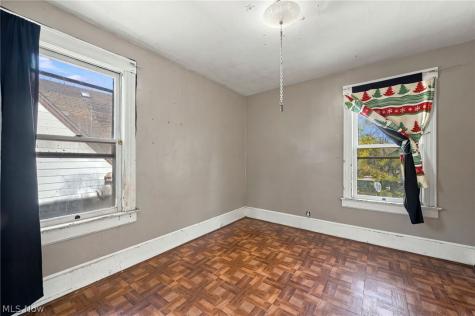 3859 W 17th Street Cleveland OH 44109