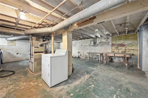 3859 W 17th Street Cleveland OH 44109