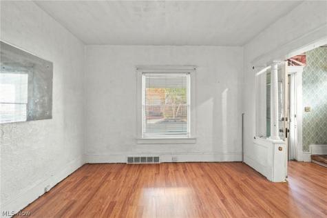 3859 W 17th Street Cleveland OH 44109
