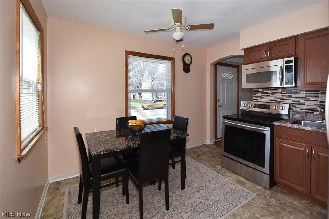 2929 Commonwealth Drive Parma OH 44134