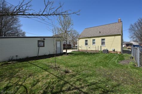 2929 Commonwealth Drive Parma OH 44134