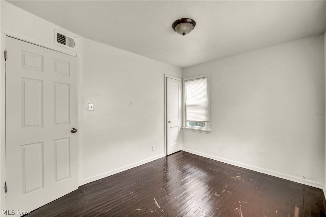 4356 E 141st Street Cleveland OH 44128