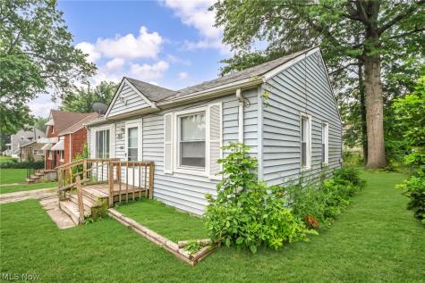 4356 E 141st Street Cleveland OH 44128