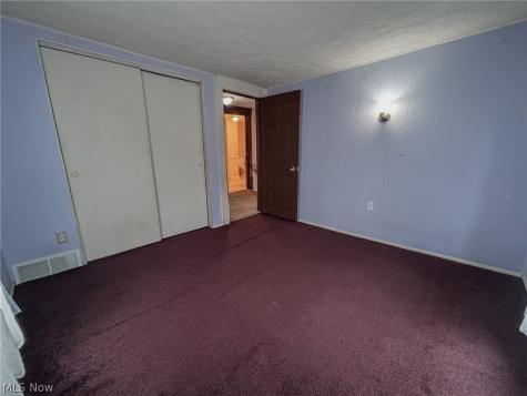 600 Robinette Court Akron OH 44310