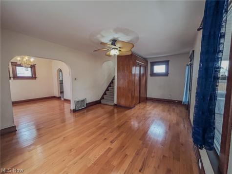 600 Robinette Court Akron OH 44310