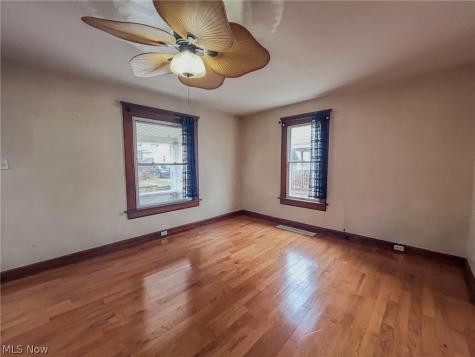 600 Robinette Court Akron OH 44310
