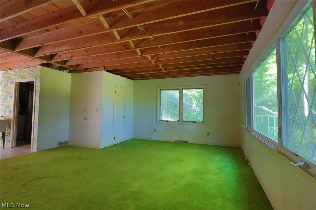 40 Wintergreen Hill Drive Painesville OH 44077