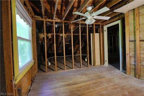 40 Wintergreen Hill Drive Painesville OH 44077