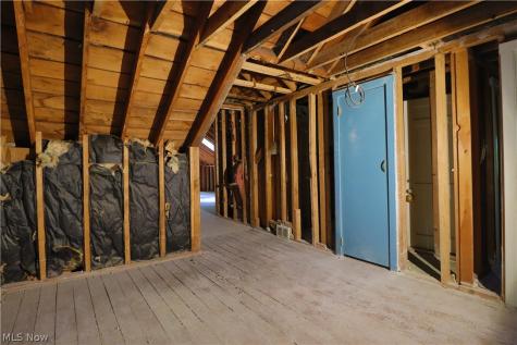 40 Wintergreen Hill Drive Painesville OH 44077