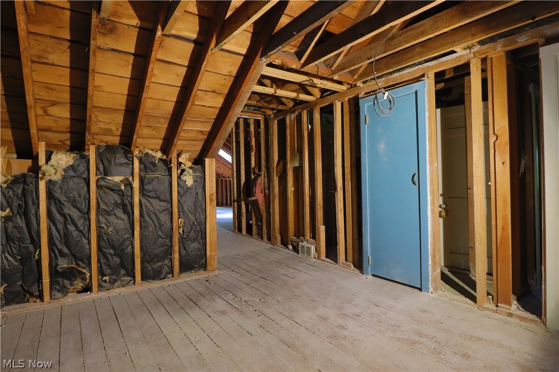 40 Wintergreen Hill Drive Painesville OH 44077