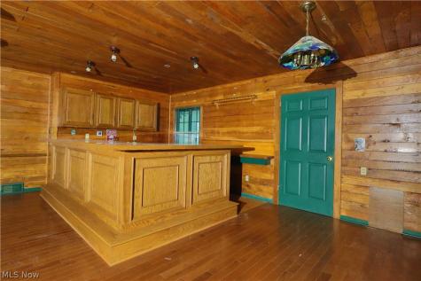 40 Wintergreen Hill Drive Painesville OH 44077