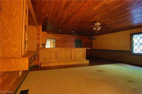 40 Wintergreen Hill Drive Painesville OH 44077