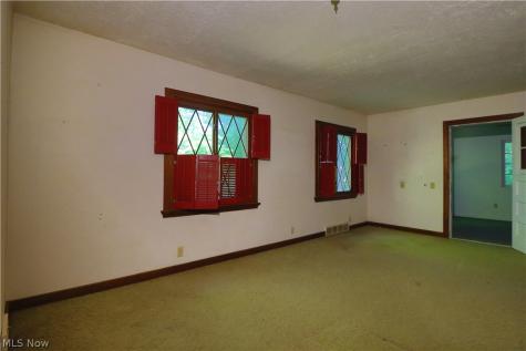 40 Wintergreen Hill Drive Painesville OH 44077
