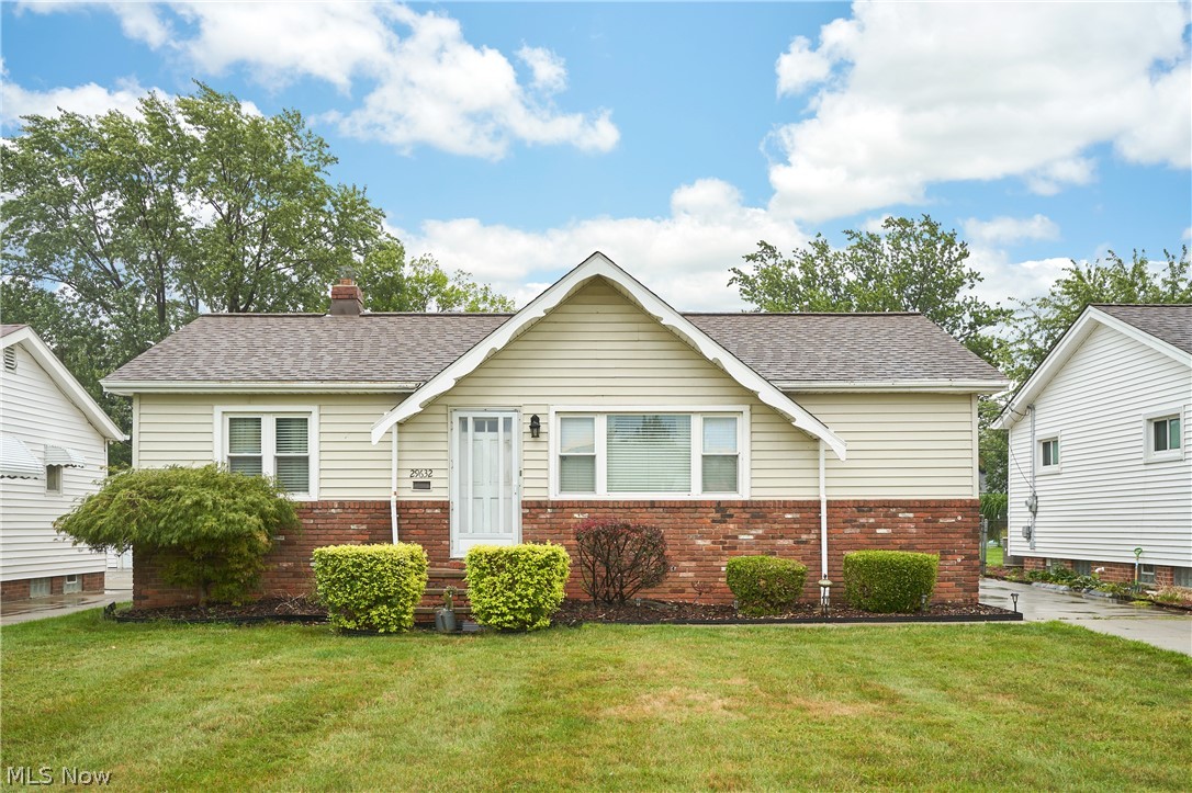 29632 Fairway Boulevard Willowick OH 44095