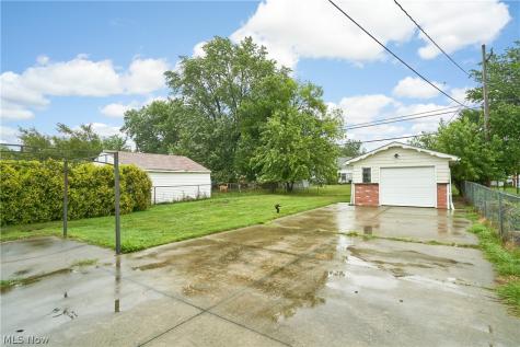 29632 Fairway Boulevard Willowick OH 44095