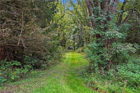 3690 Waterloo Road Mogadore OH 44260