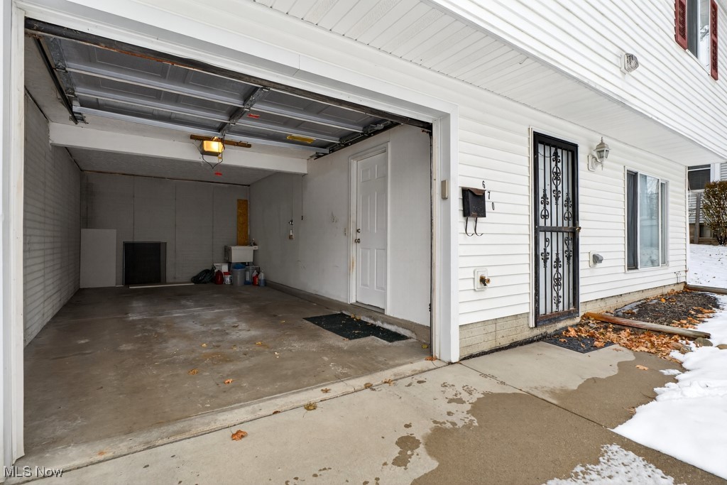 670 Singley Avenue Akron OH 44310