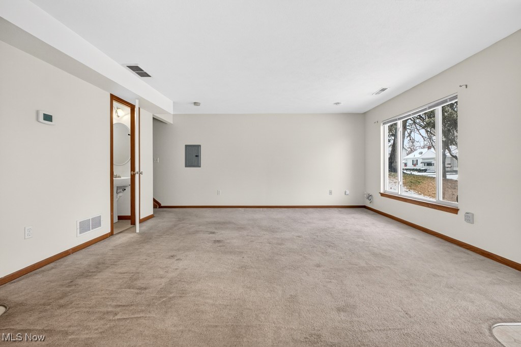 670 Singley Avenue Akron OH 44310