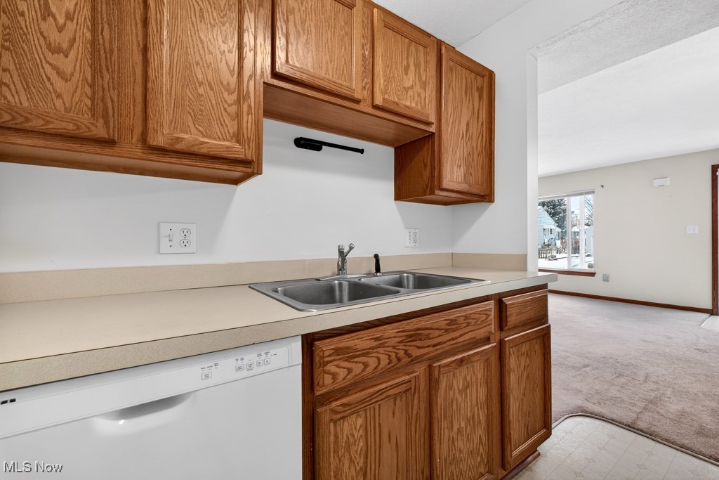 670 Singley Avenue Akron OH 44310