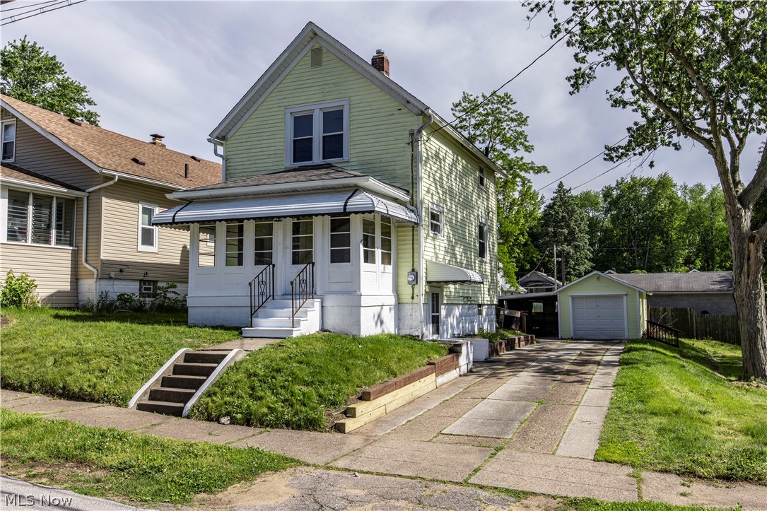Akron OH, 1304 Nestor Avenue