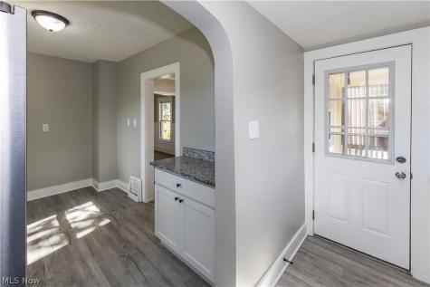 1304 Nestor Avenue Akron OH 44314