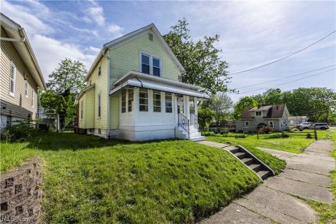 1304 Nestor Avenue Akron OH 44314