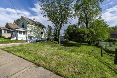 1304 Nestor Avenue Akron OH 44314