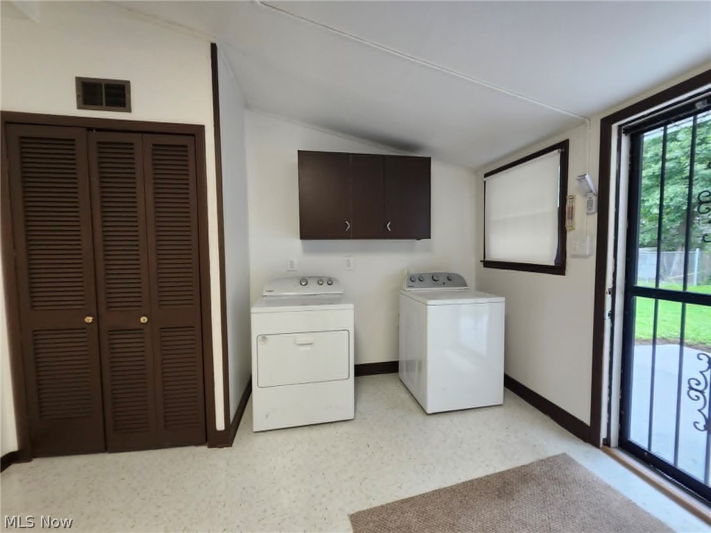 536 Oak Circle SW Warren OH 44485
