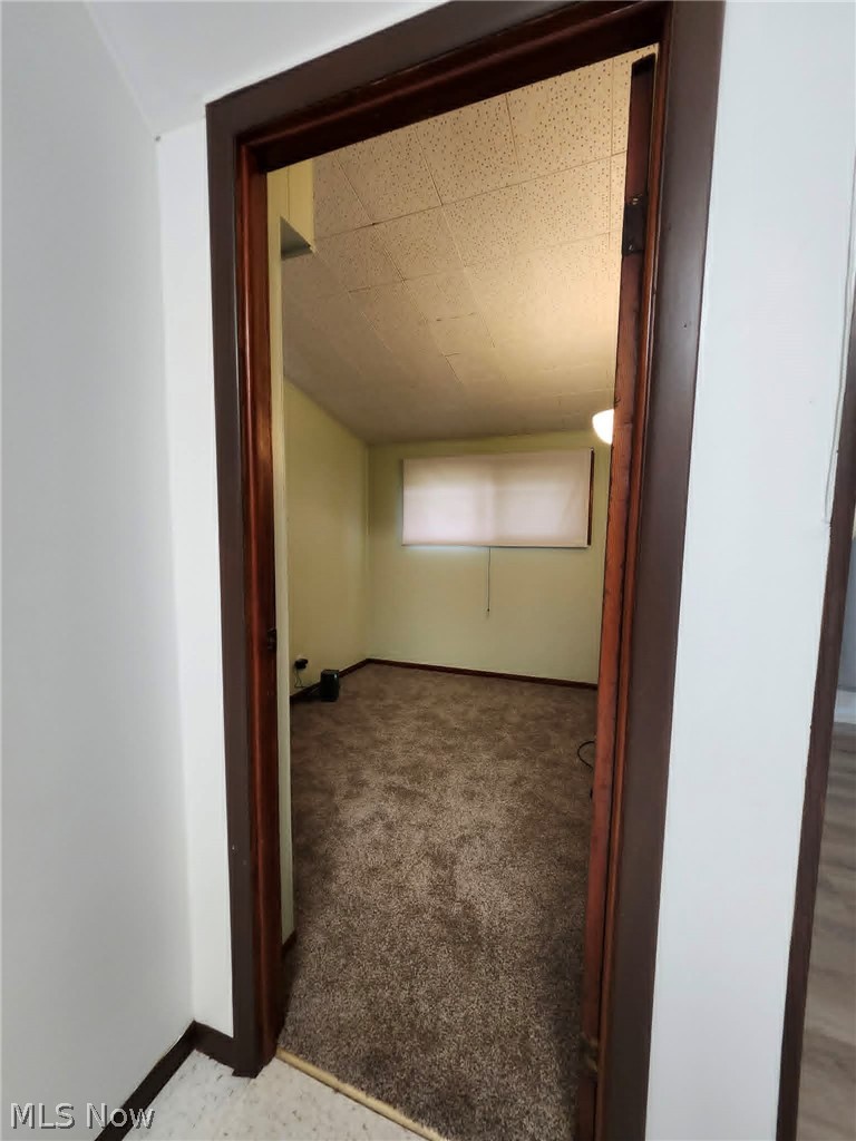 536 Oak Circle SW Warren OH 44485