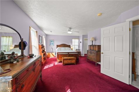 1781 Parker Lane Twinsburg OH 44087