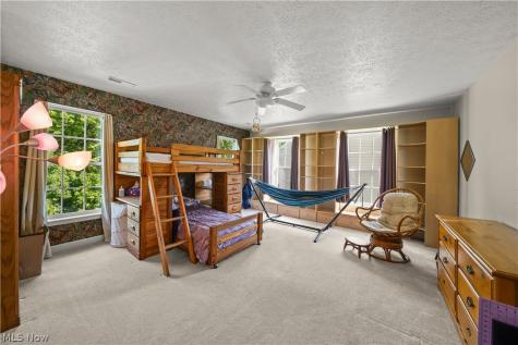 1781 Parker Lane Twinsburg OH 44087