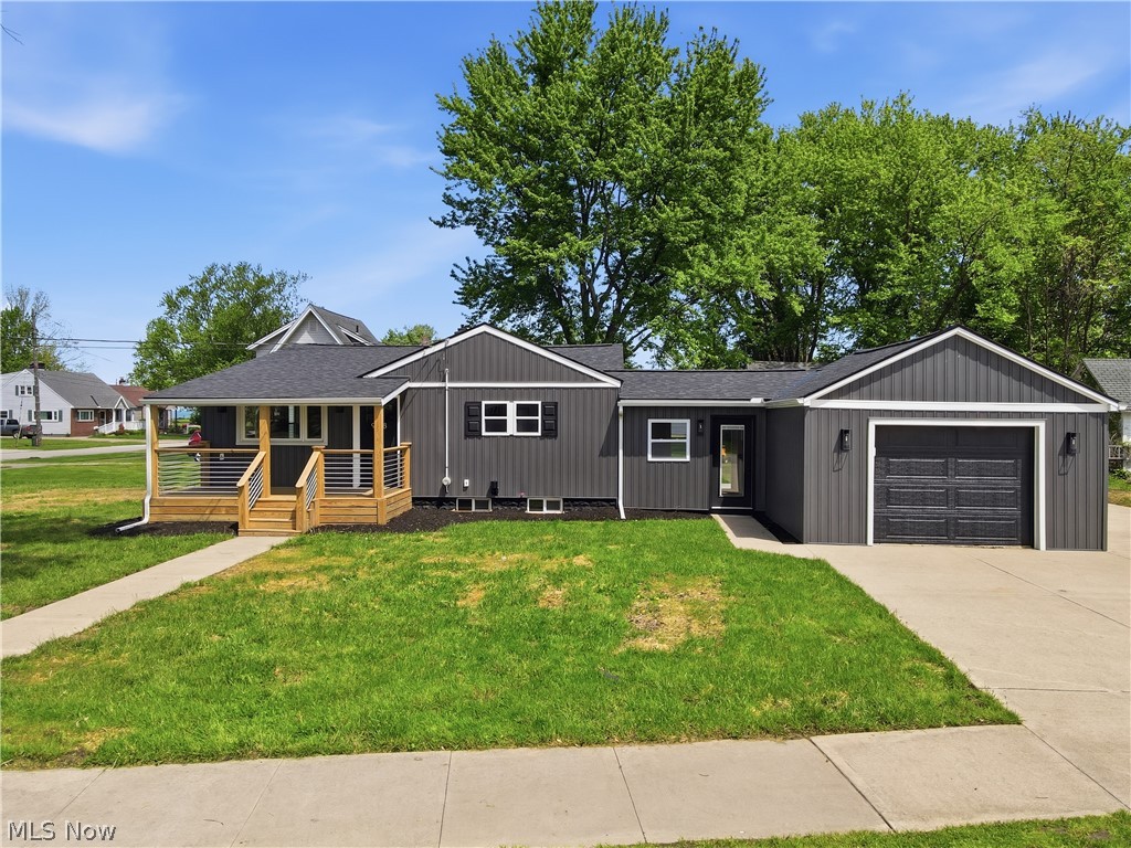 968 Sandusky Street Conneaut OH 44030