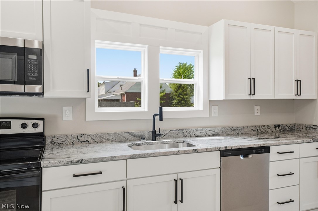 968 Sandusky Street Conneaut OH 44030