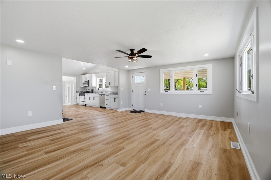 968 Sandusky Street Conneaut OH 44030
