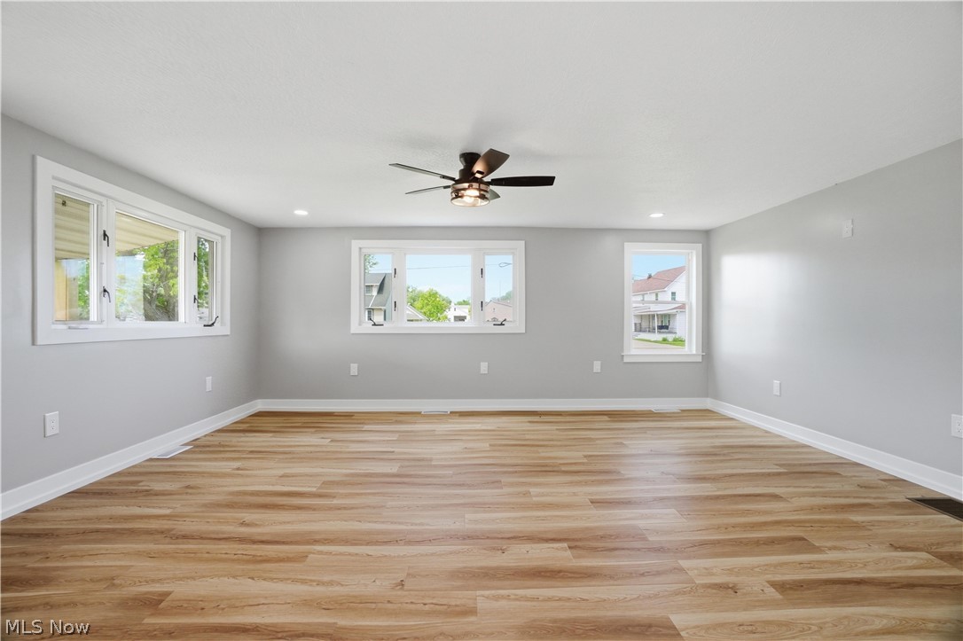 968 Sandusky Street Conneaut OH 44030