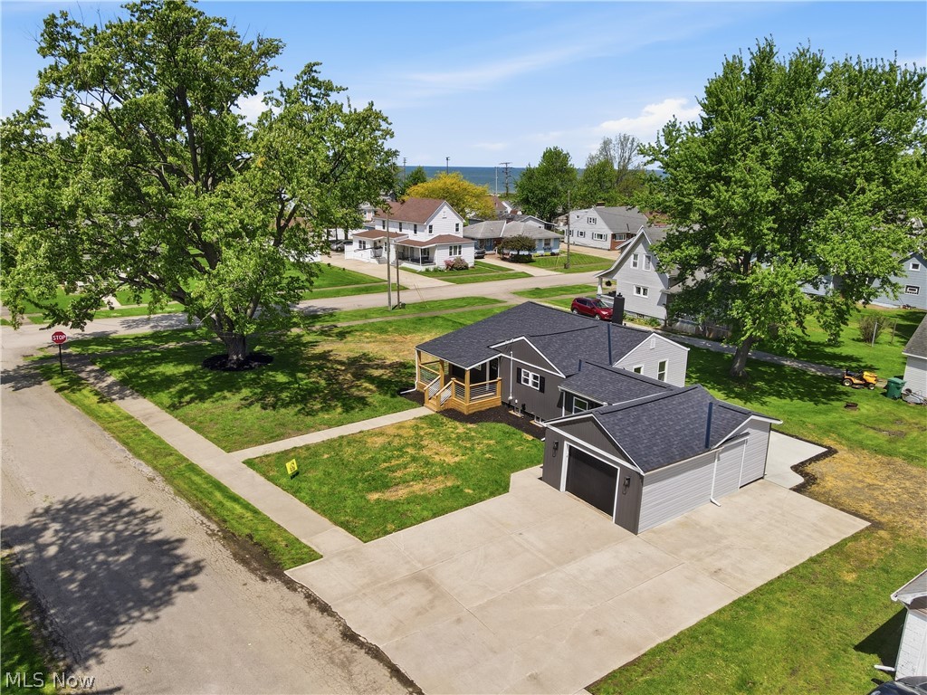 968 Sandusky Street Conneaut OH 44030