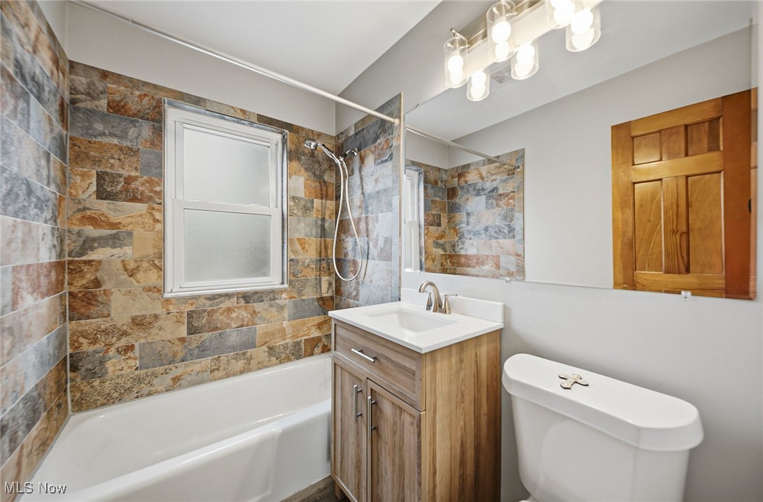 18811 Waterbury Avenue Maple Heights OH 44137