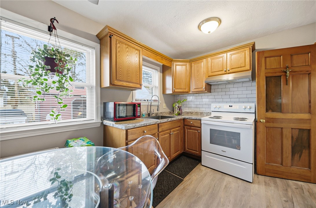 18811 Waterbury Avenue Maple Heights OH 44137