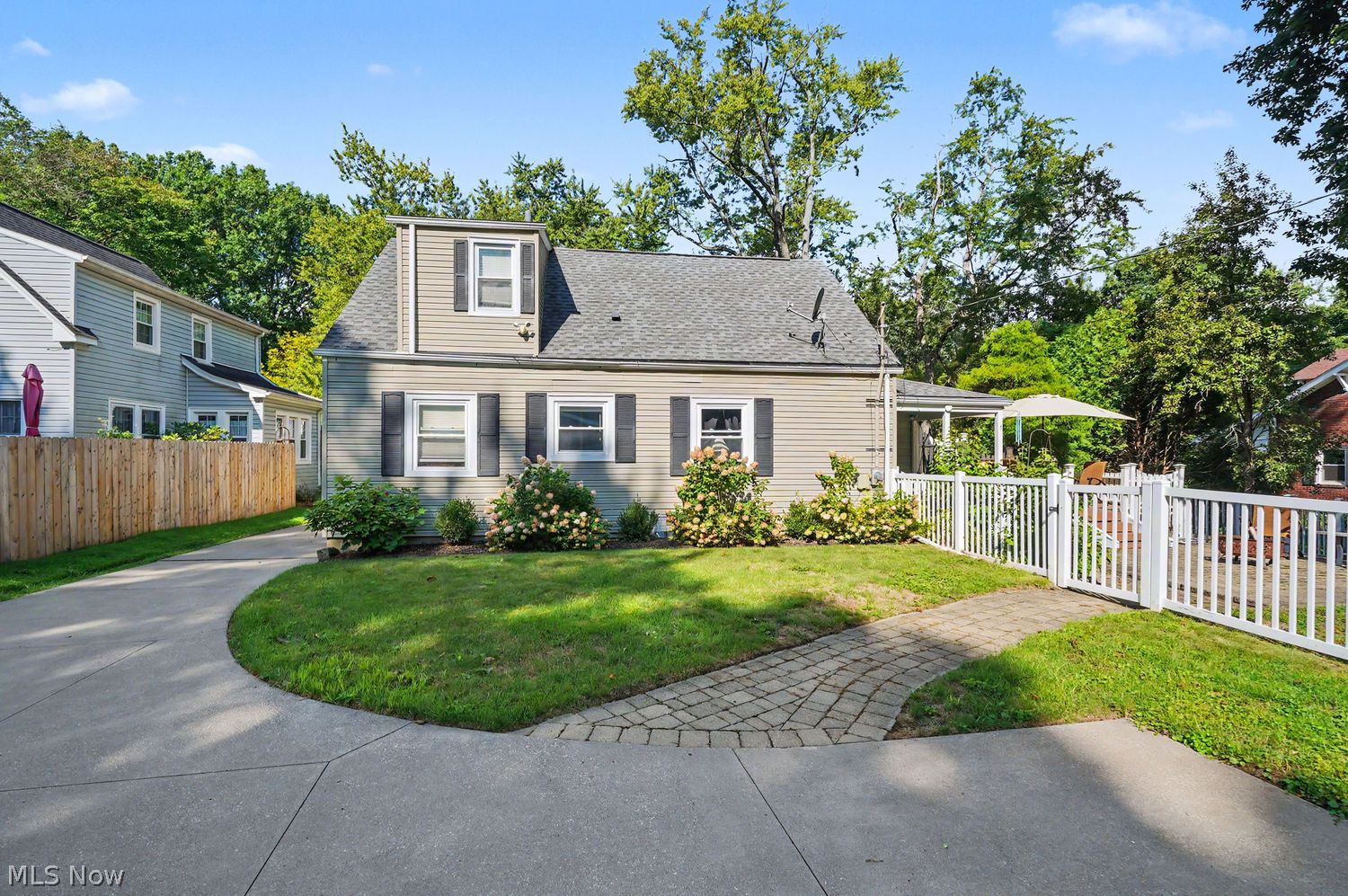 315 Melbourne Avenue Akron OH 44313