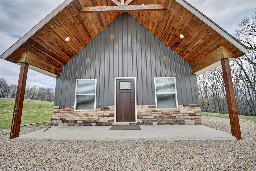 41264 Township Road 58 Coshocton OH 43812