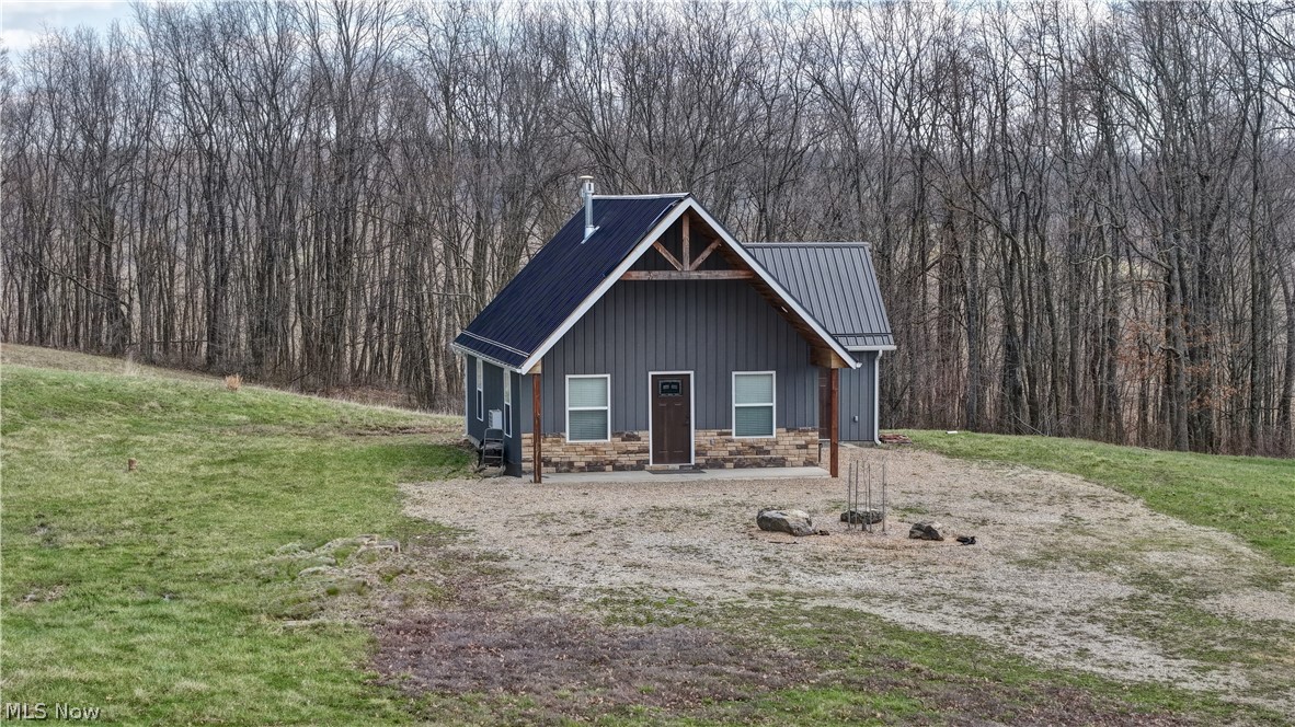 41264 Township Road 58 Coshocton OH 43812