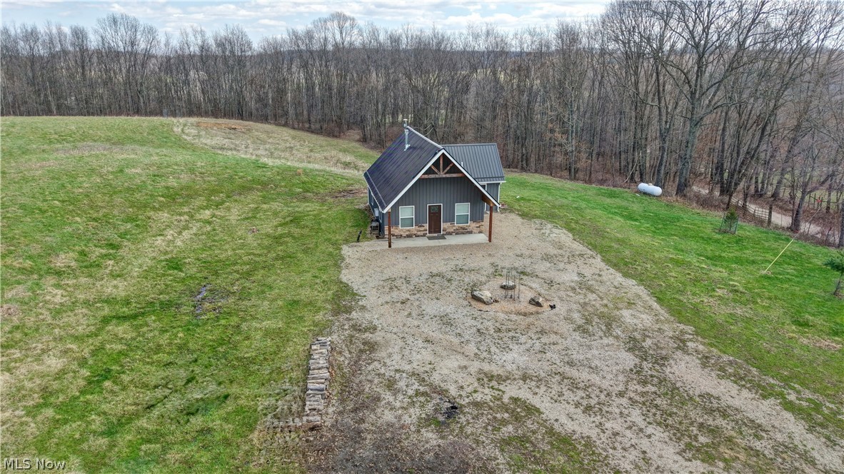 41264 Township Road 58 Coshocton OH 43812