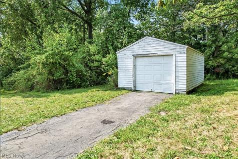 46 Matta Avenue Youngstown OH 44509