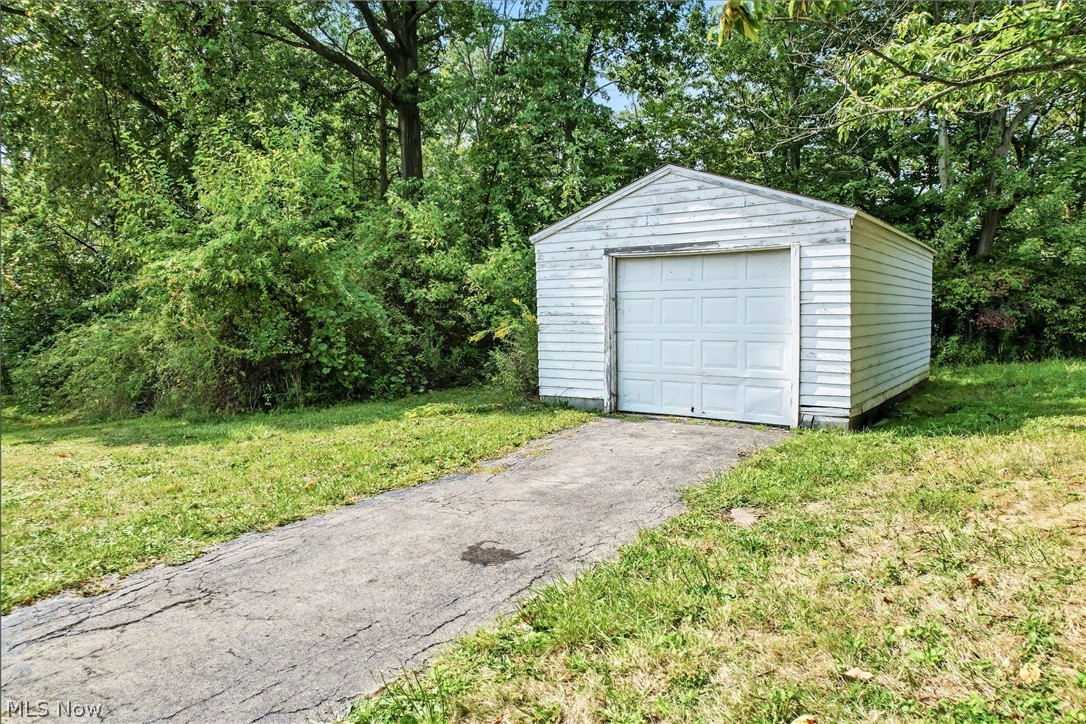 46 Matta Avenue Youngstown OH 44509
