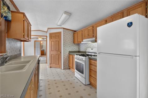 35157 Center Ridge Road North Ridgeville OH 44039
