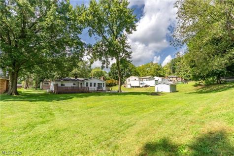 2263 Dewport Drive Akron OH 44312
